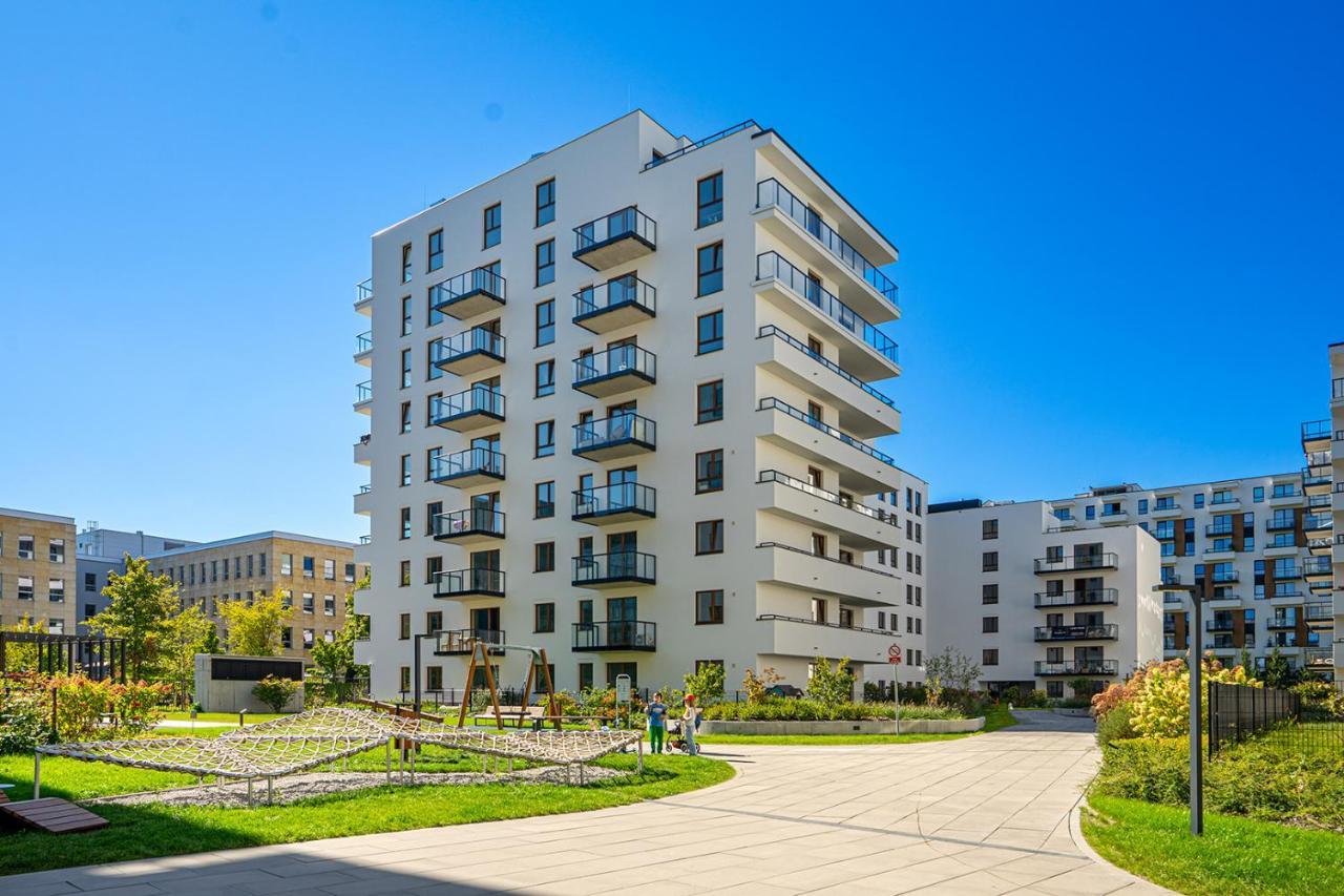 Lotnisko Chopina Modern Studio Varsovia Exterior foto